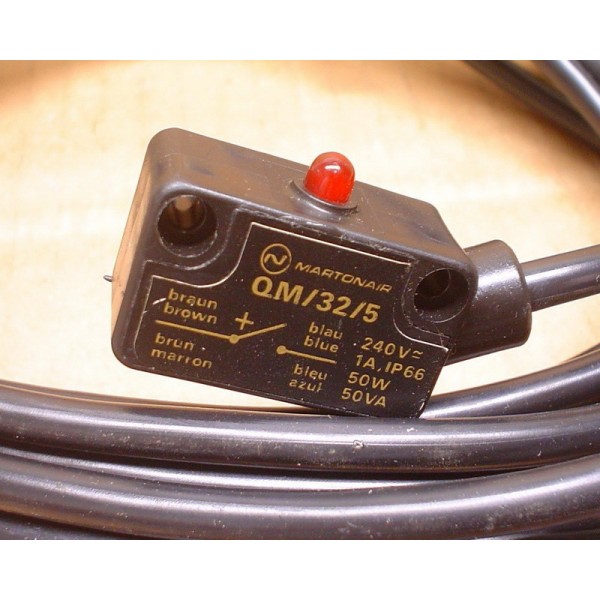 Magnetic Operated switch, 5 meter cabel, QM/32/5, N.M  (14 Days Warrenty on Entire Stock)